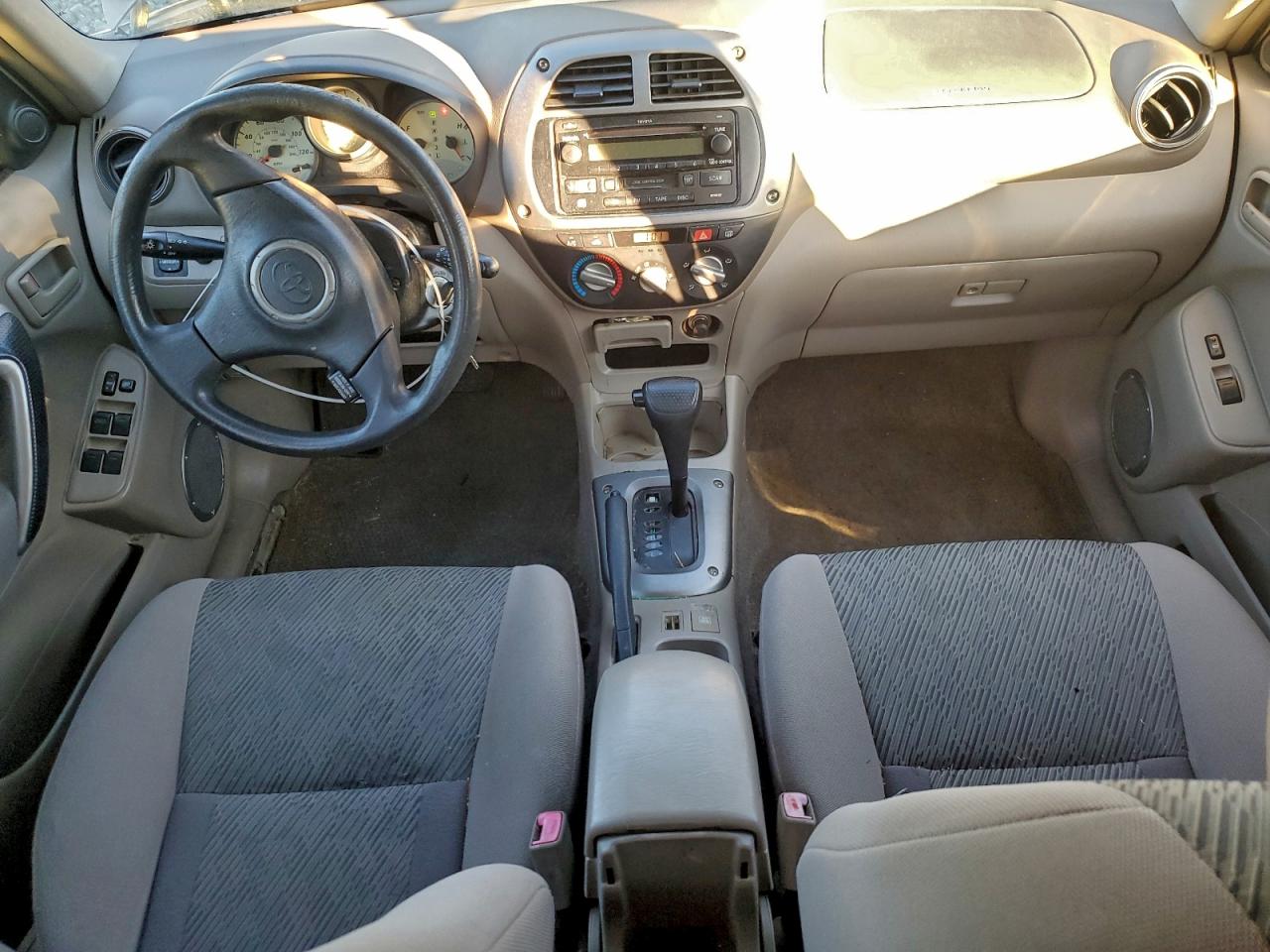2003 TOYOTA RAV4 photo 8