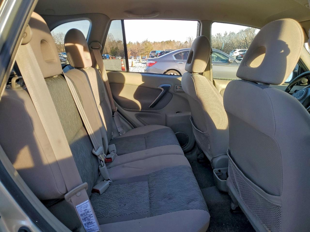 2003 TOYOTA RAV4 photo 11