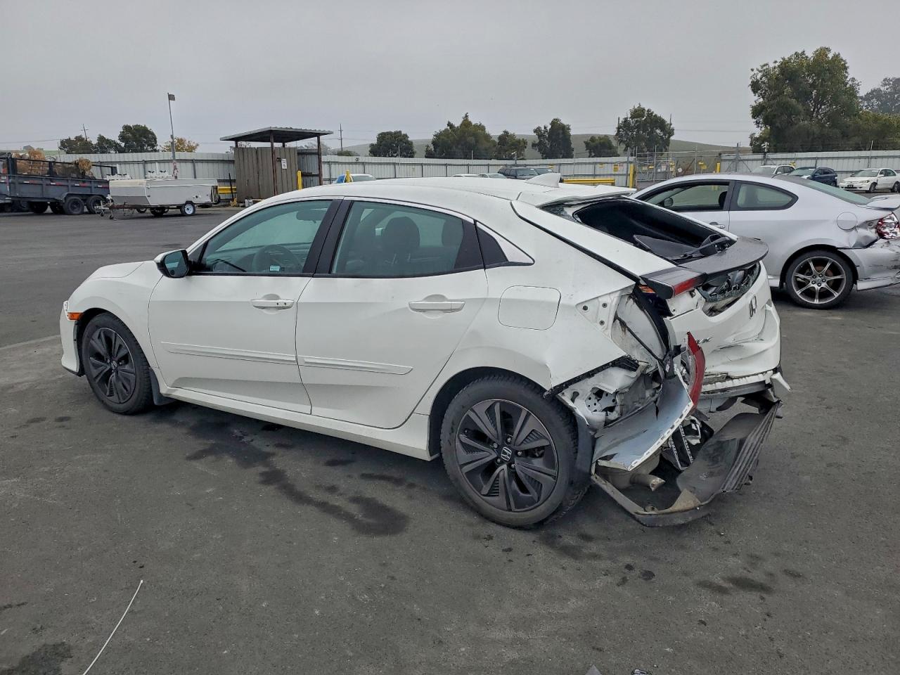 2017 HONDA CIVIC EX photo 3