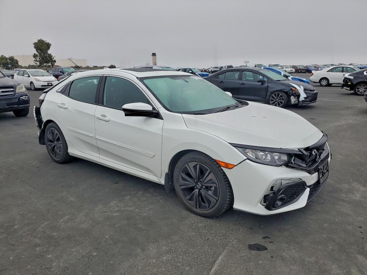 2017 HONDA CIVIC EX photo 7