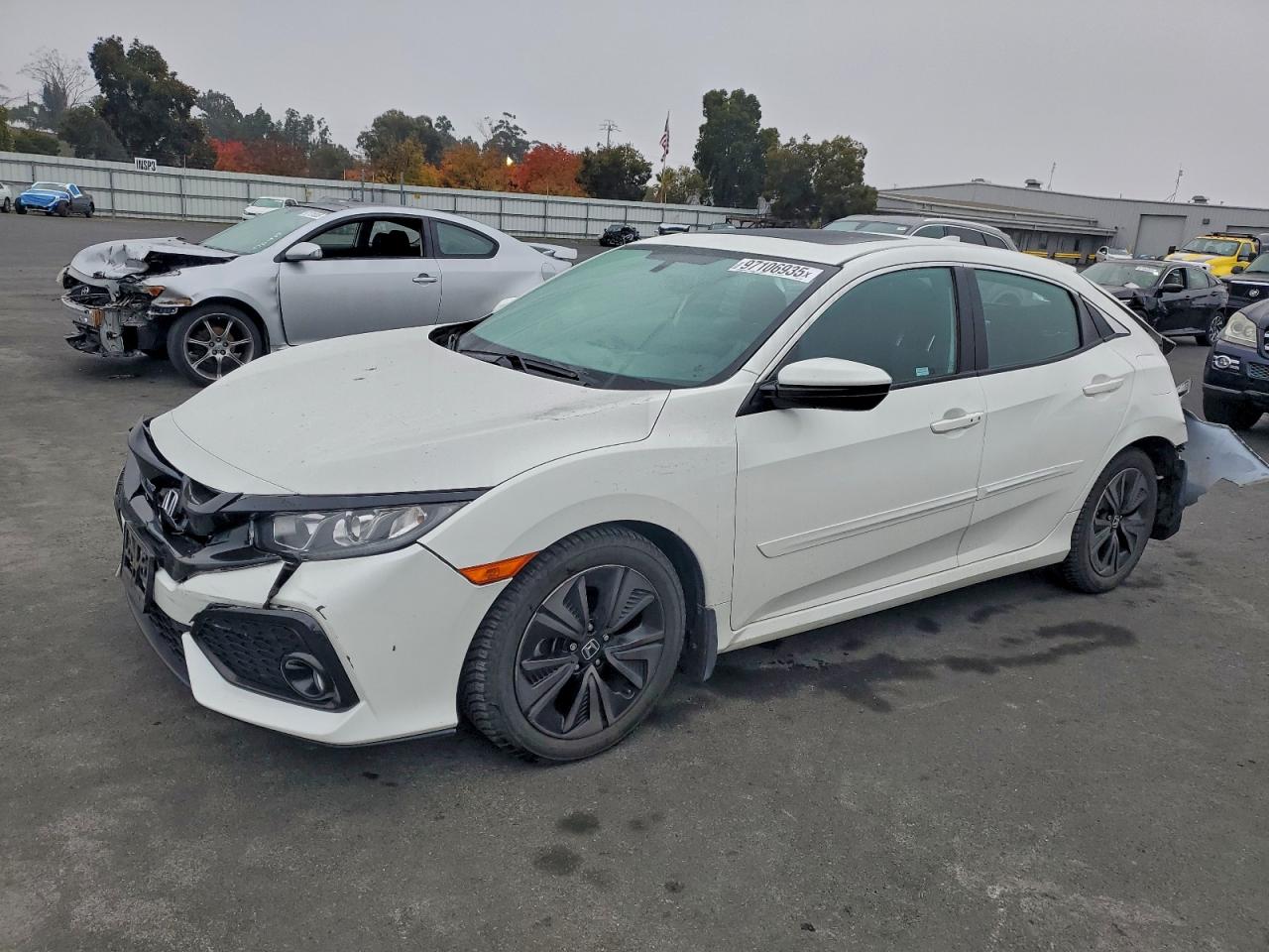 2017 HONDA CIVIC