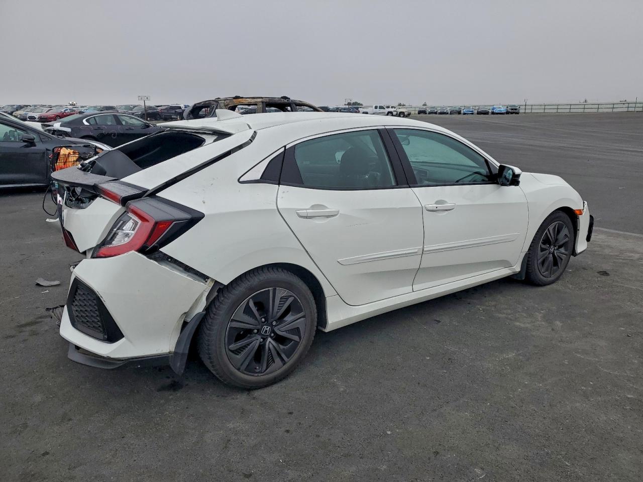 2017 HONDA CIVIC EX photo 5