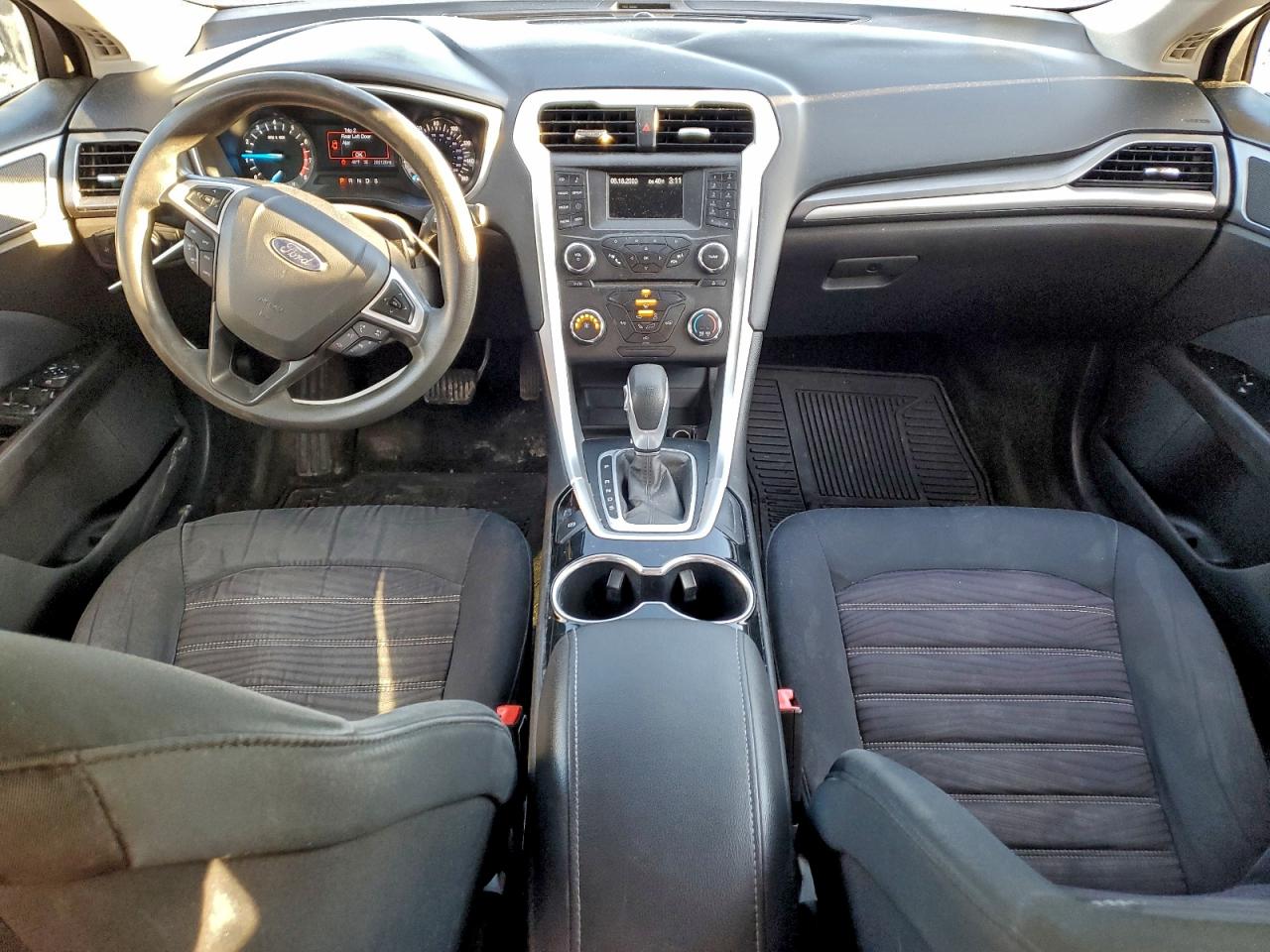 2016 FORD FUSION SE photo 22