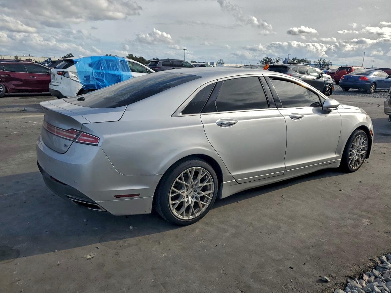 2016 LINCOLN MKZ photo 5