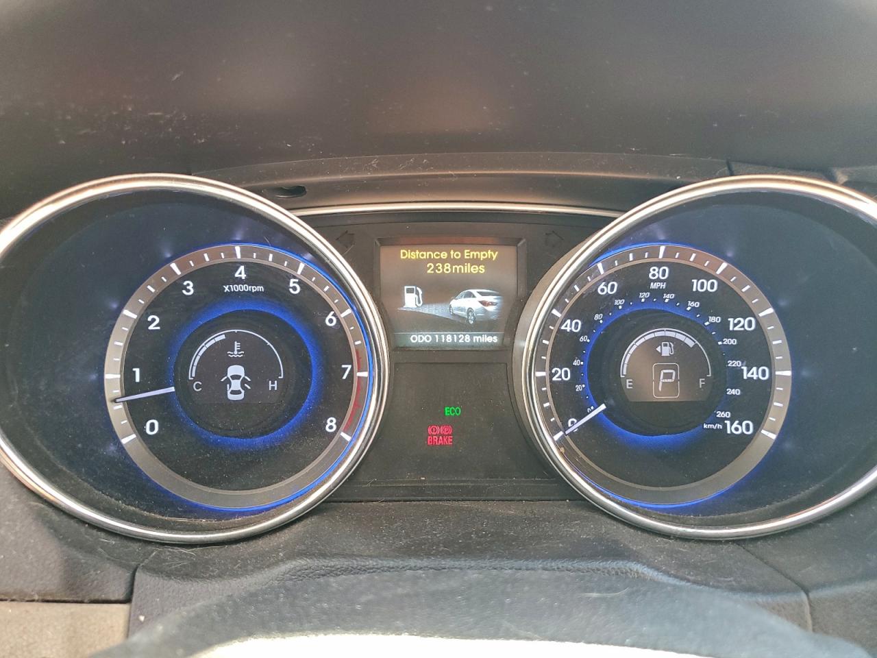 2014 HYUNDAI SONATA SE photo 25