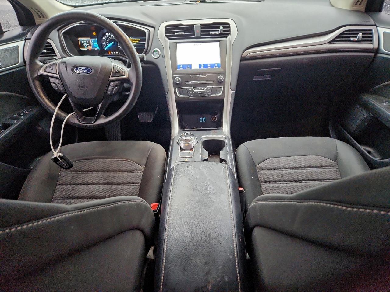 2020 FORD FUSION SE photo 15
