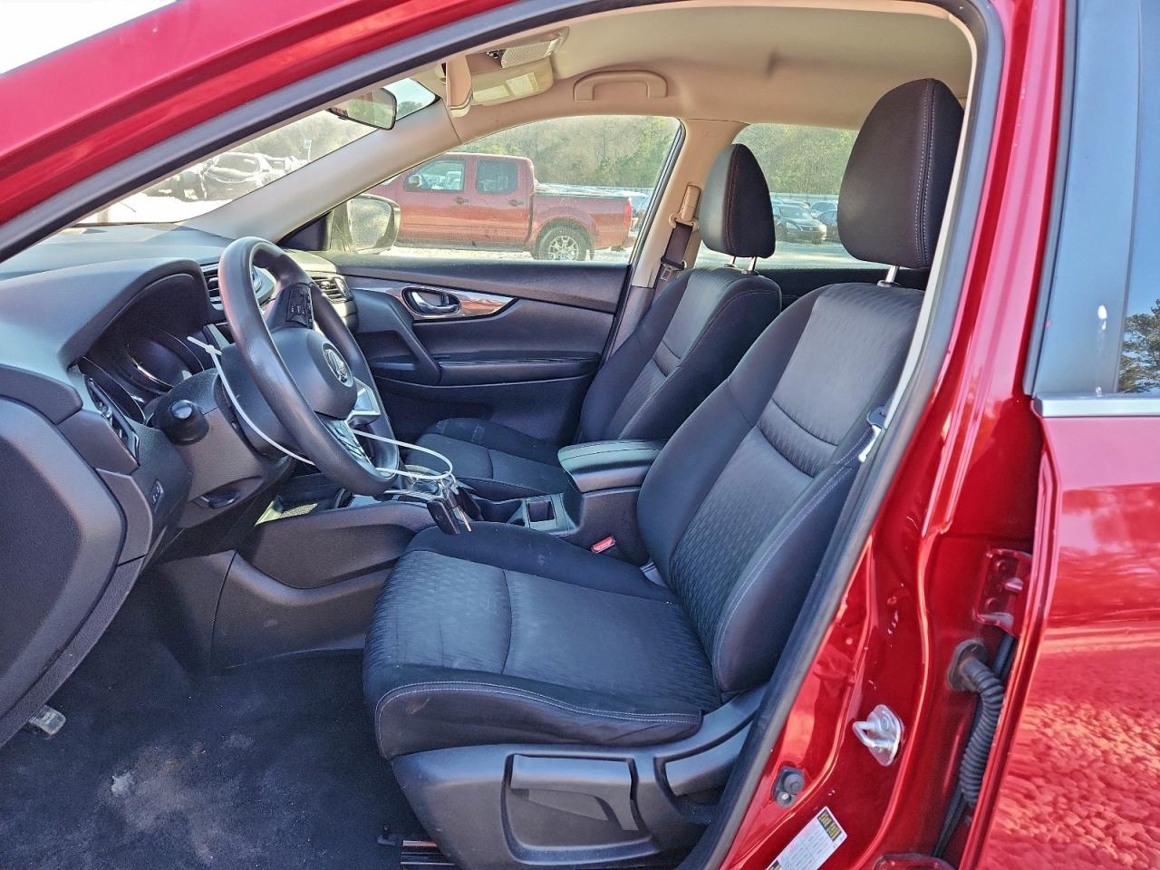 2017 NISSAN ROGUE S photo 25