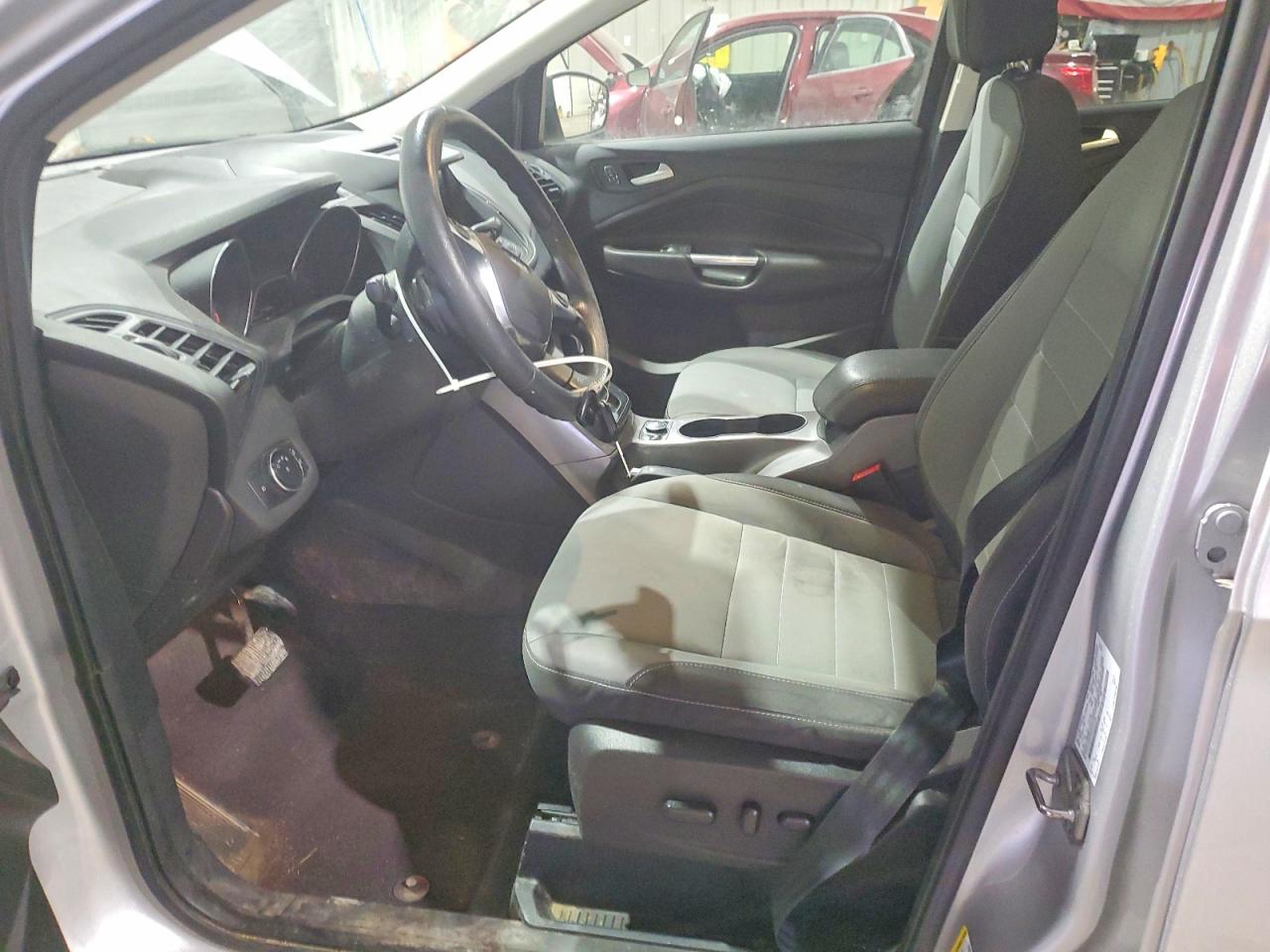 2016 FORD ESCAPE SE photo 7