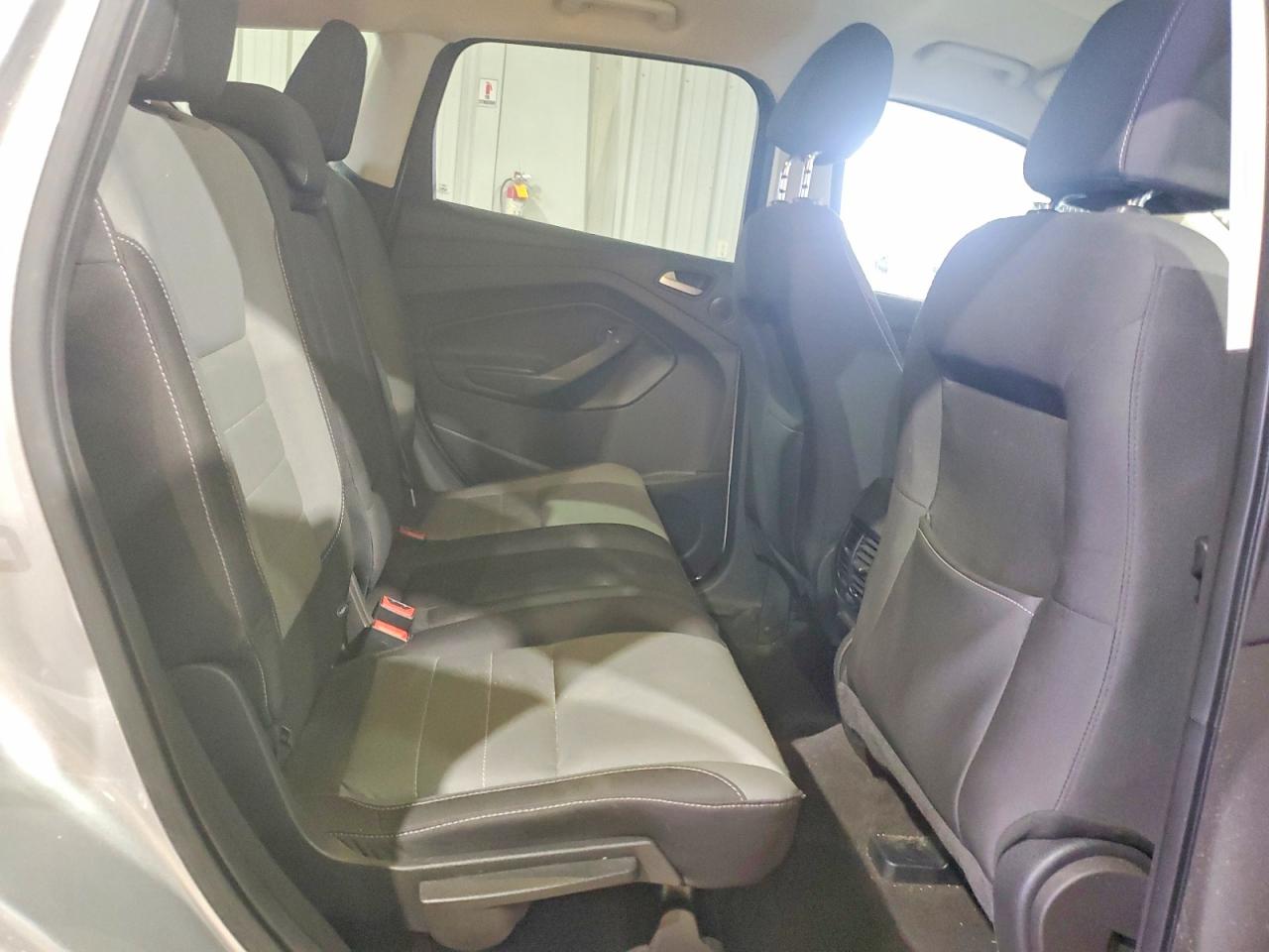 2016 FORD ESCAPE SE photo 11