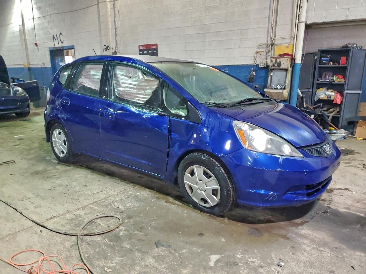 2013 HONDA FIT photo 4