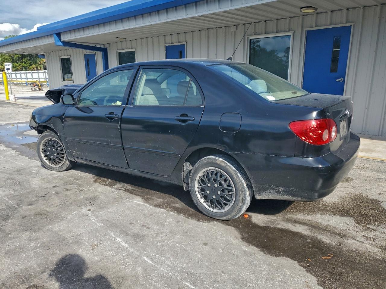 2006 TOYOTA COROLLA CE photo 3