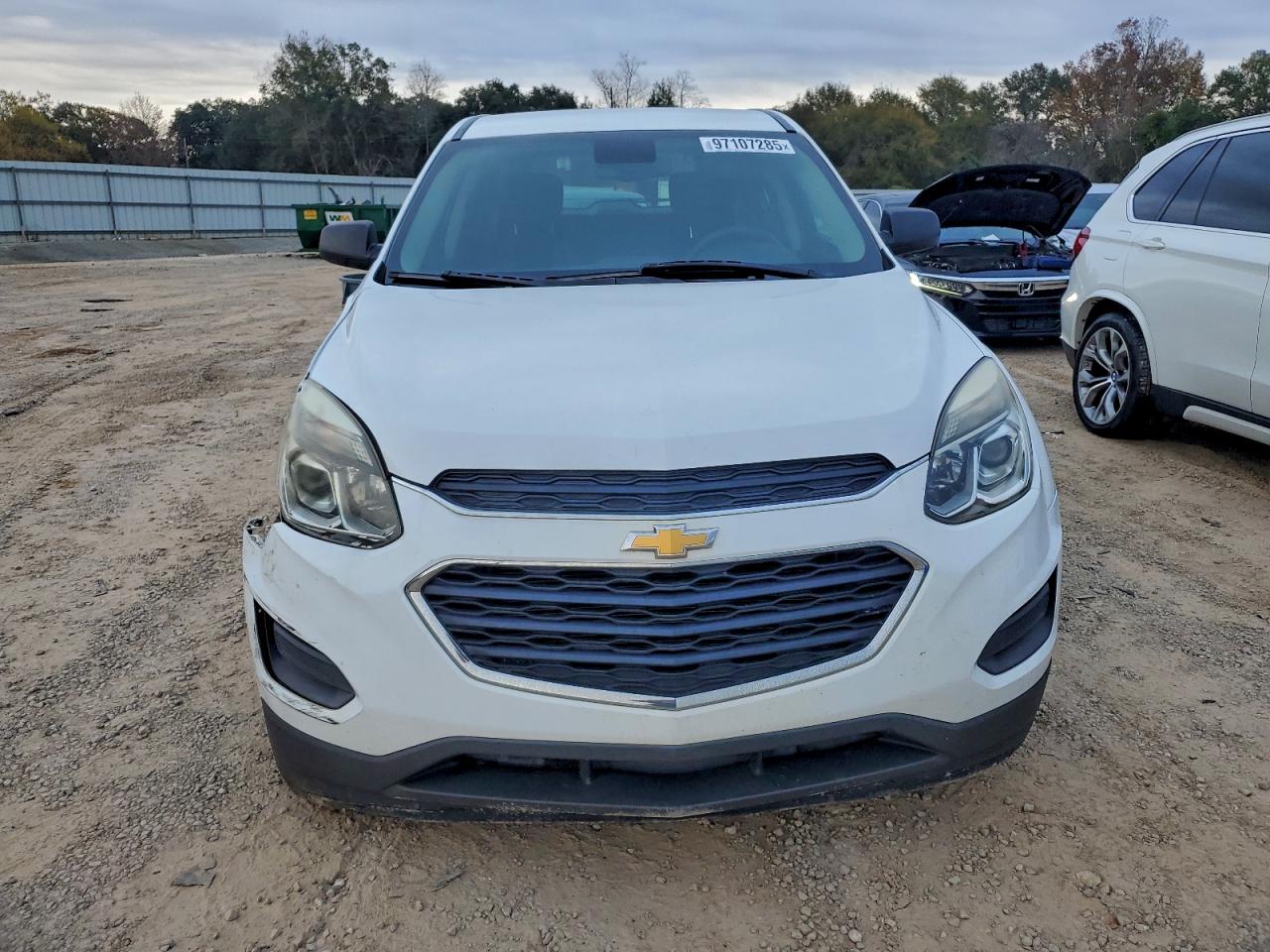 2017 CHEVROLET EQUINOX LS photo 5