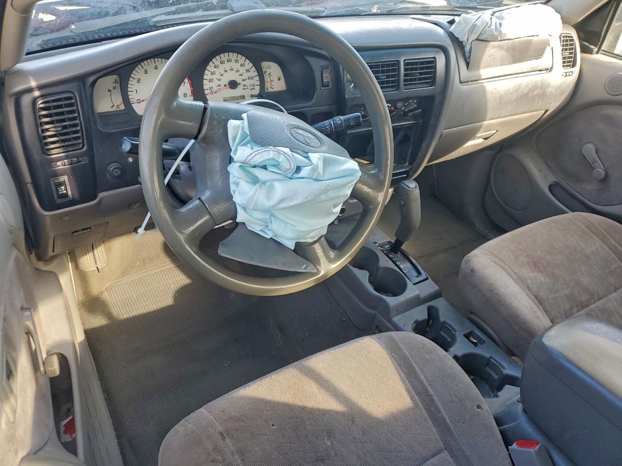 2002 TOYOTA TACOMA XTRACAB PRERUNNER photo 8
