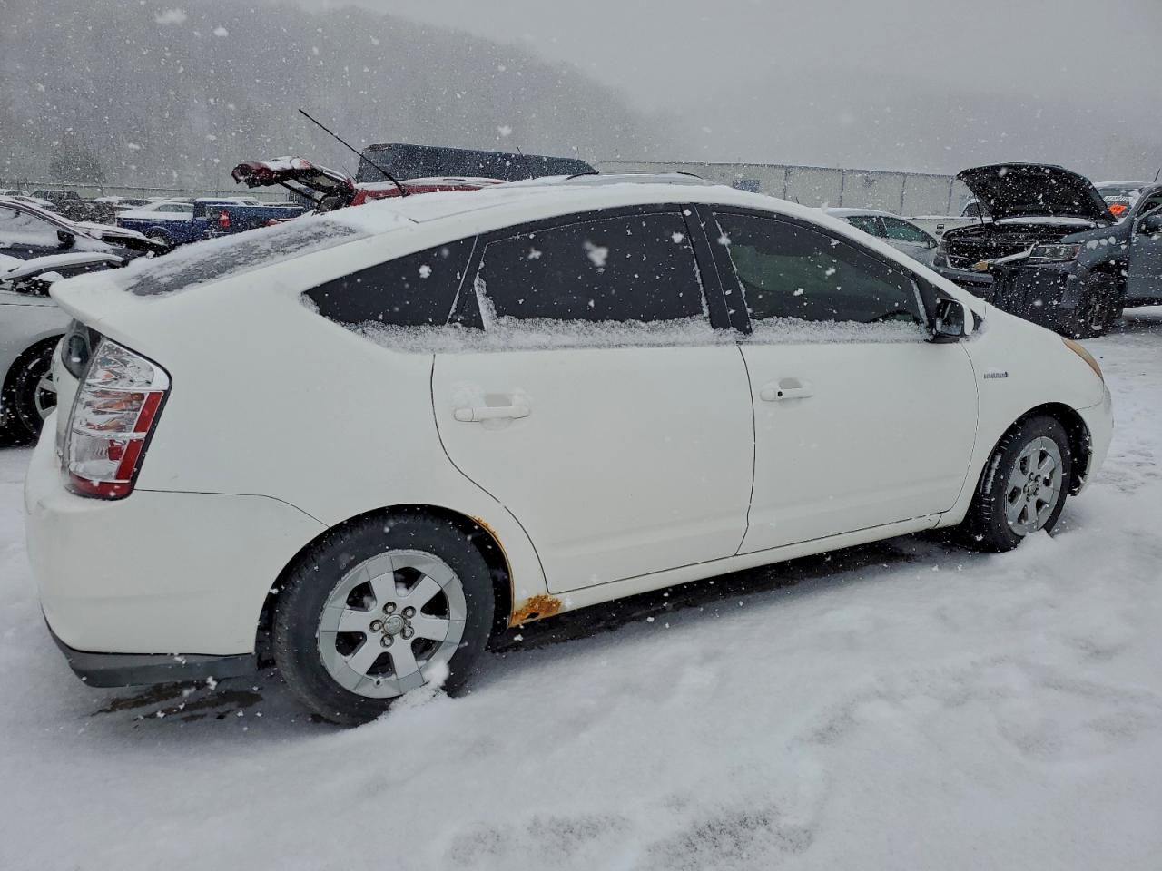 2009 TOYOTA PRIUS photo 7