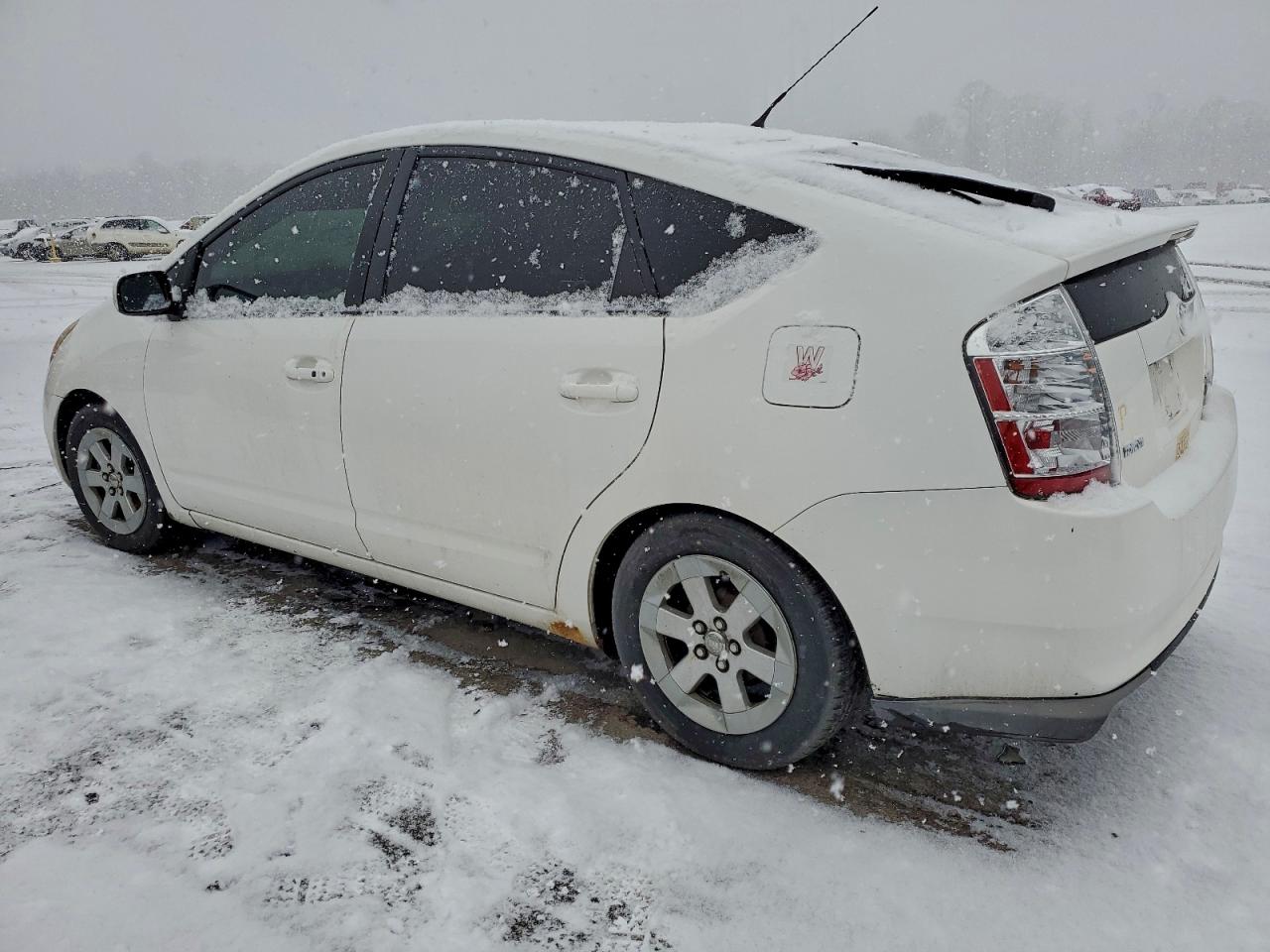 2009 TOYOTA PRIUS photo 4
