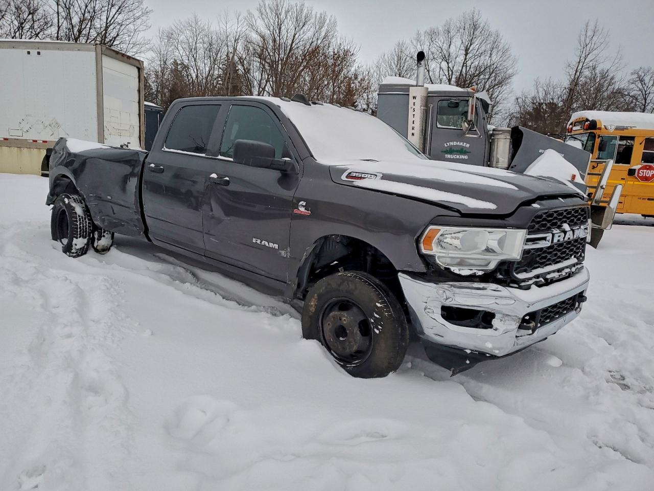 2021 RAM 3500 TRADESMAN photo 10