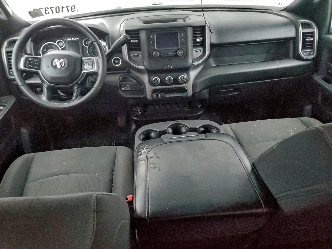 2021 RAM 3500 TRADESMAN photo 22