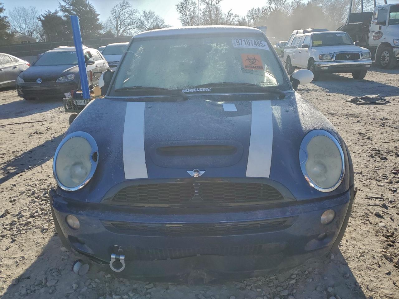 2003 MINI COOPER S photo 5