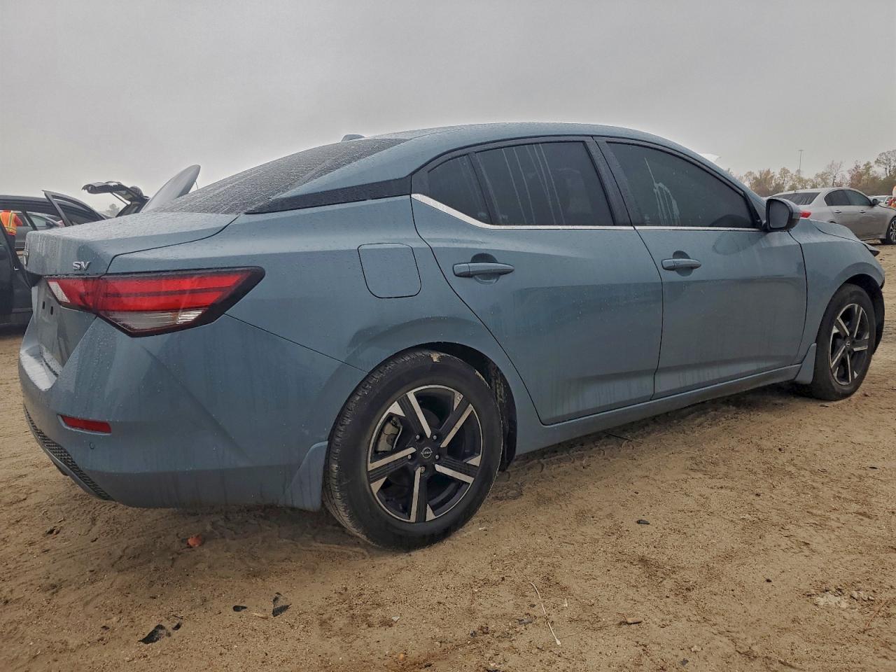 2024 NISSAN SENTRA SV photo 3