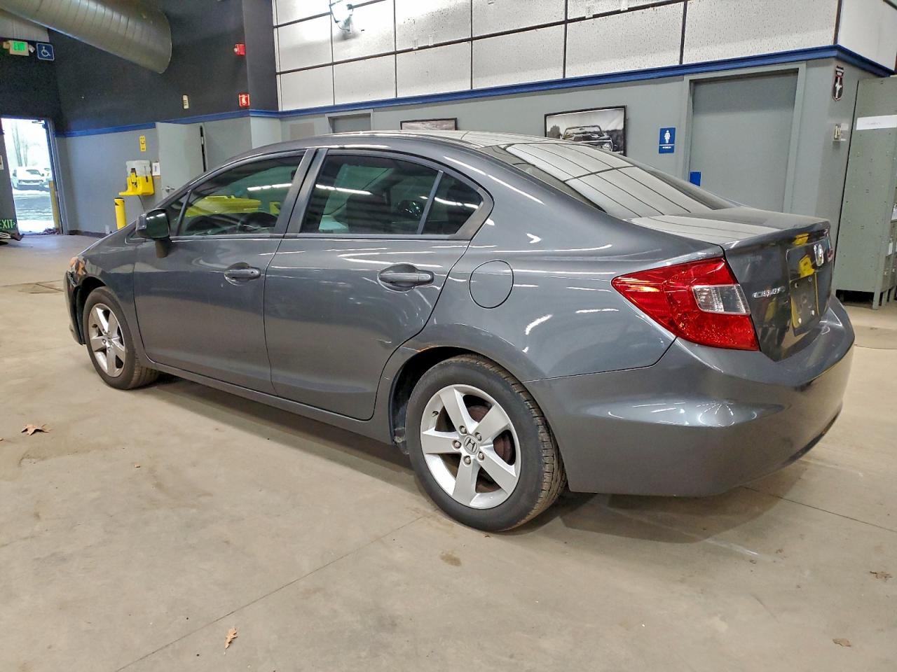 2012 HONDA CIVIC LX photo 4