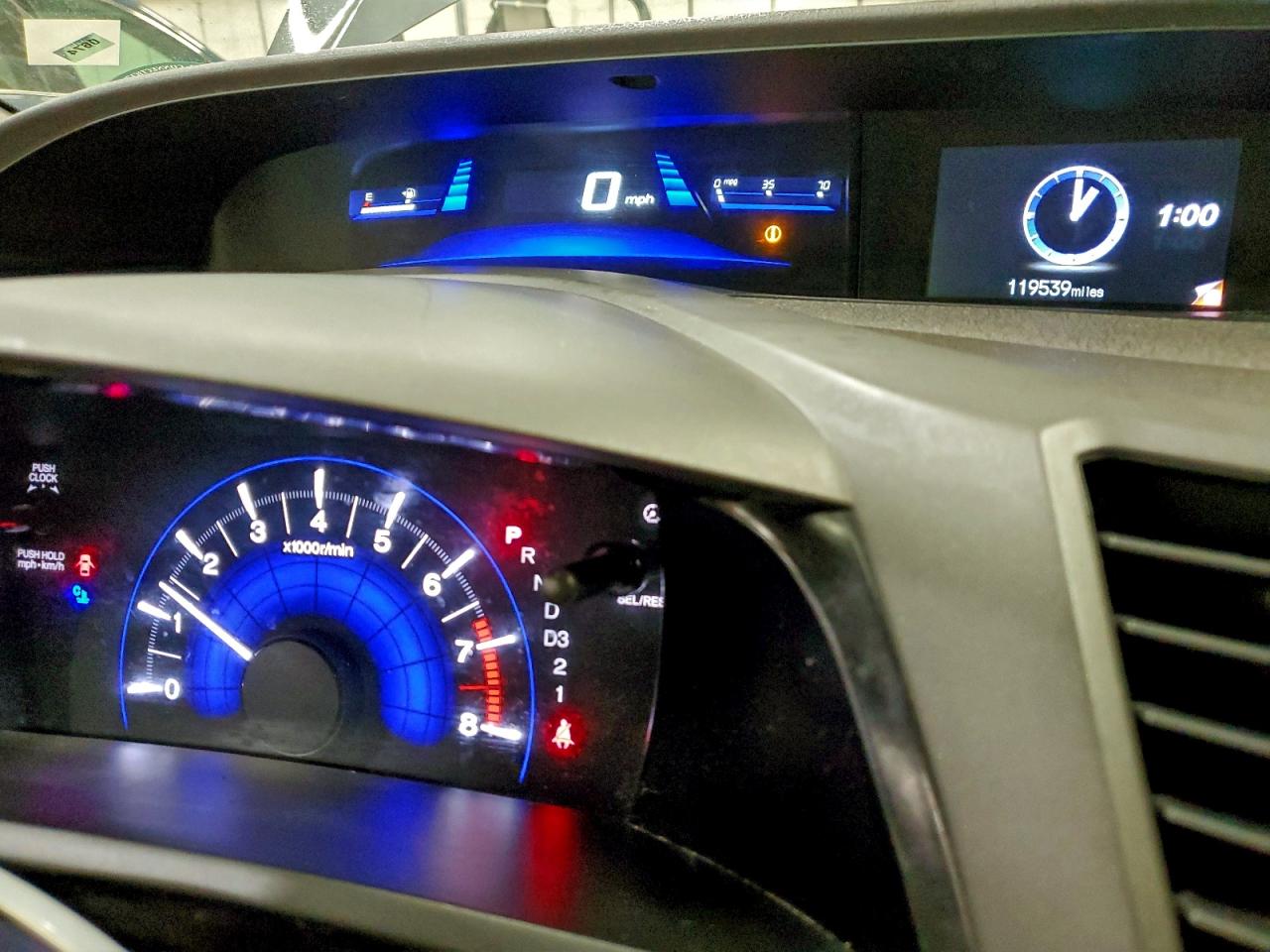 2012 HONDA CIVIC LX photo 25
