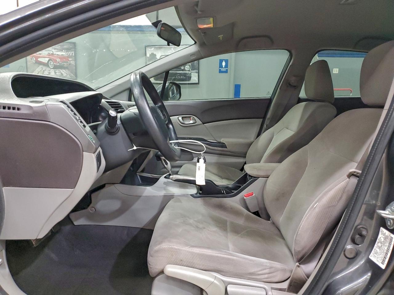2012 HONDA CIVIC LX photo 19