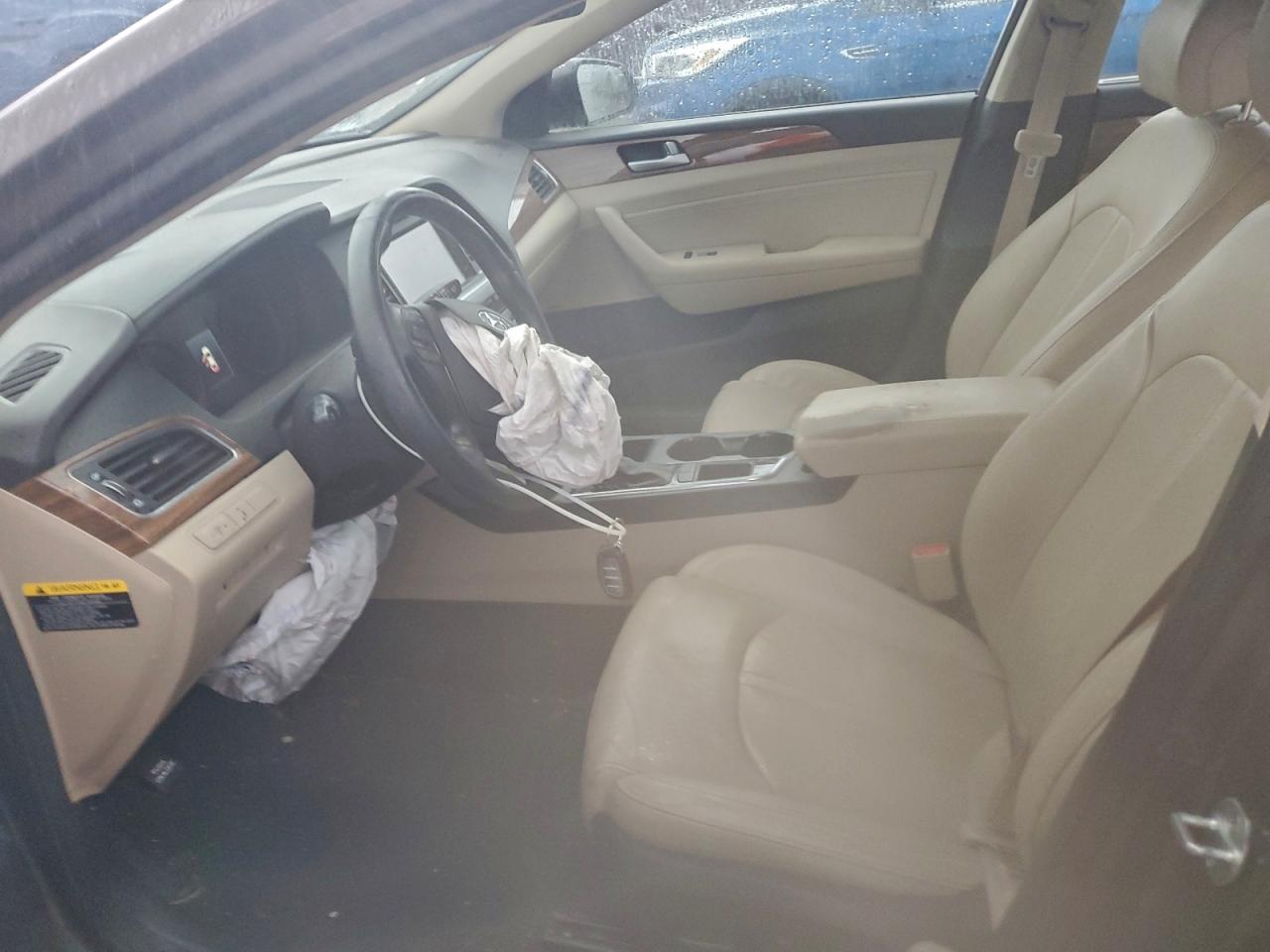 2015 HYUNDAI SONATA SPORT photo 19
