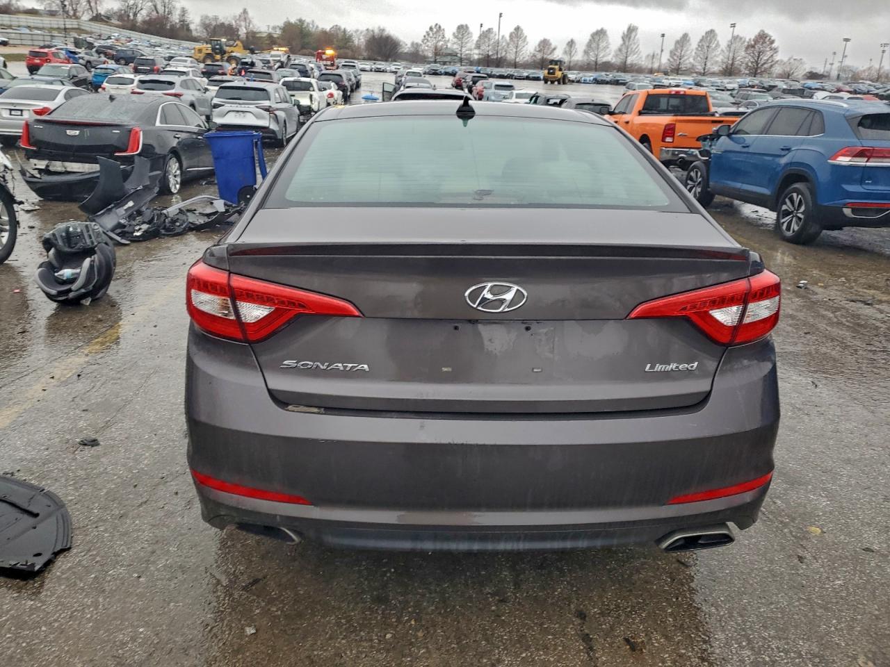 2015 HYUNDAI SONATA SPORT photo 16