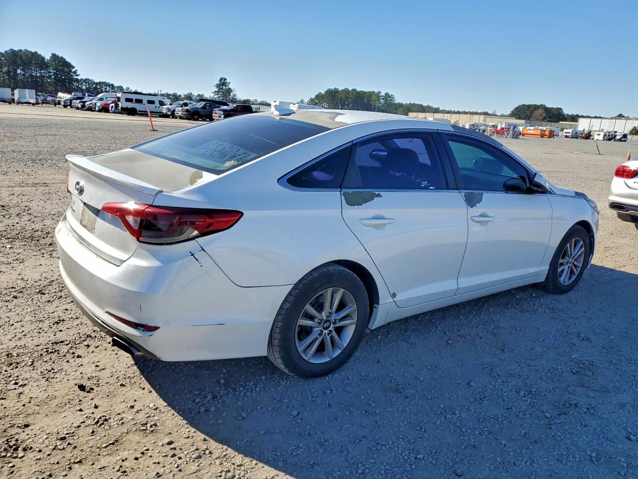 2016 HYUNDAI SONATA SE photo 3