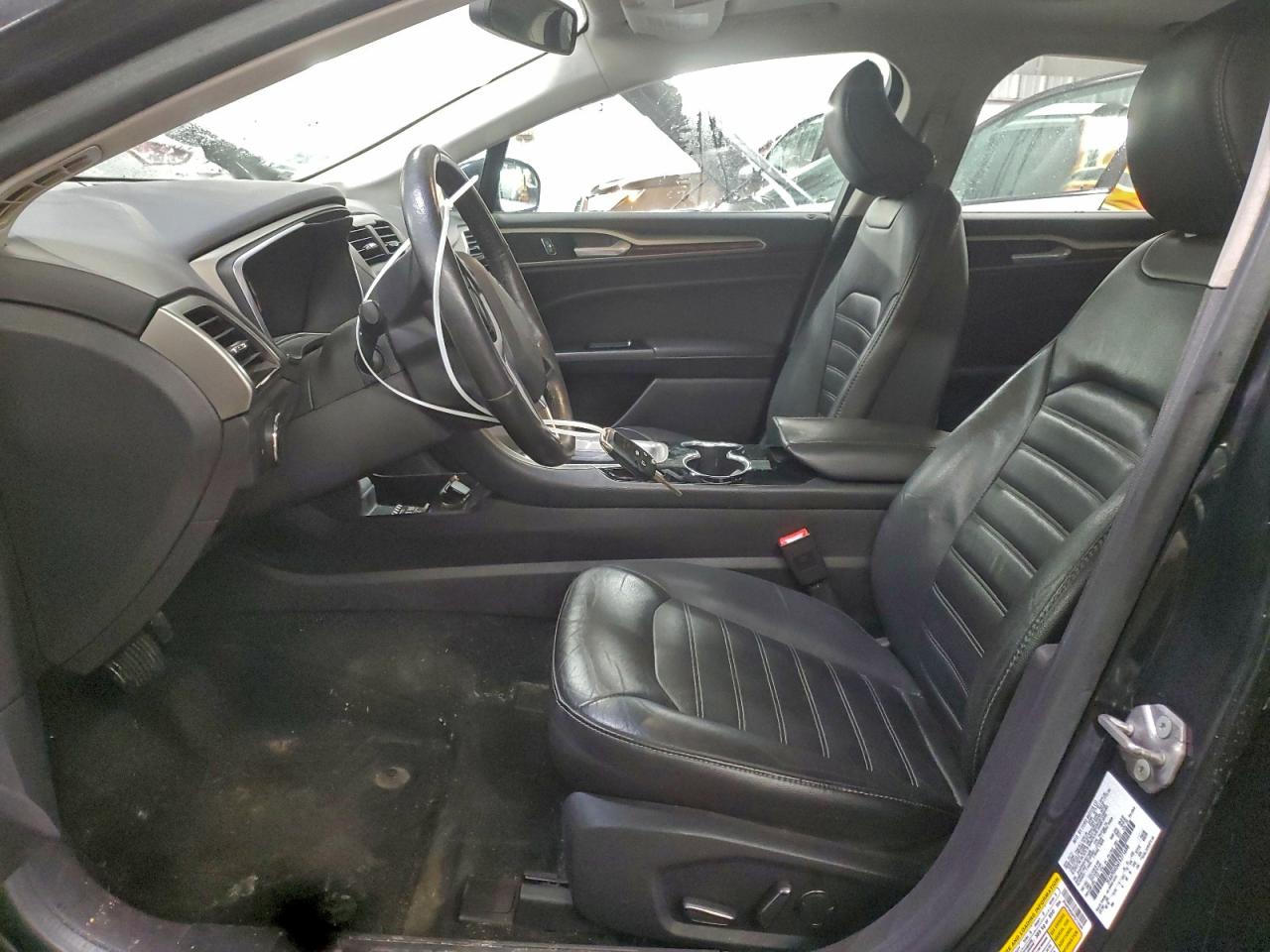 2015 FORD FUSION SE photo 7