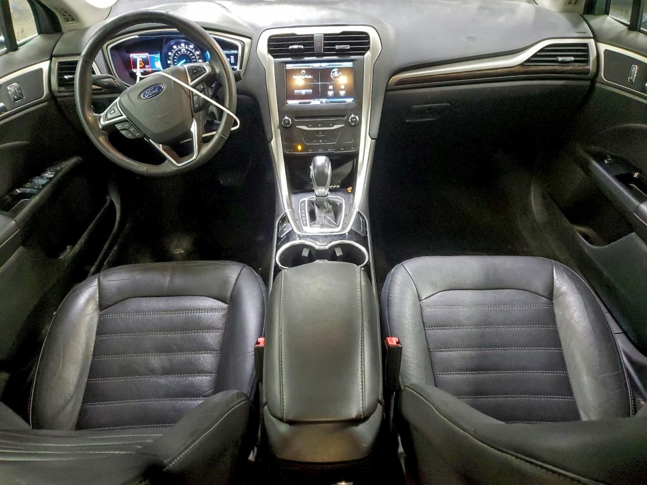 2015 FORD FUSION SE photo 8