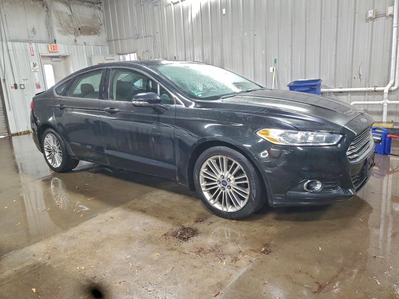 2015 FORD FUSION SE photo 4