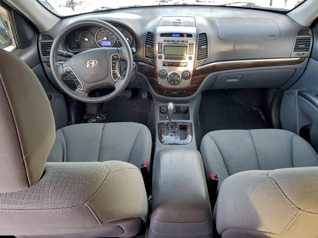2011 HYUNDAI SANTA FE GLS photo 16