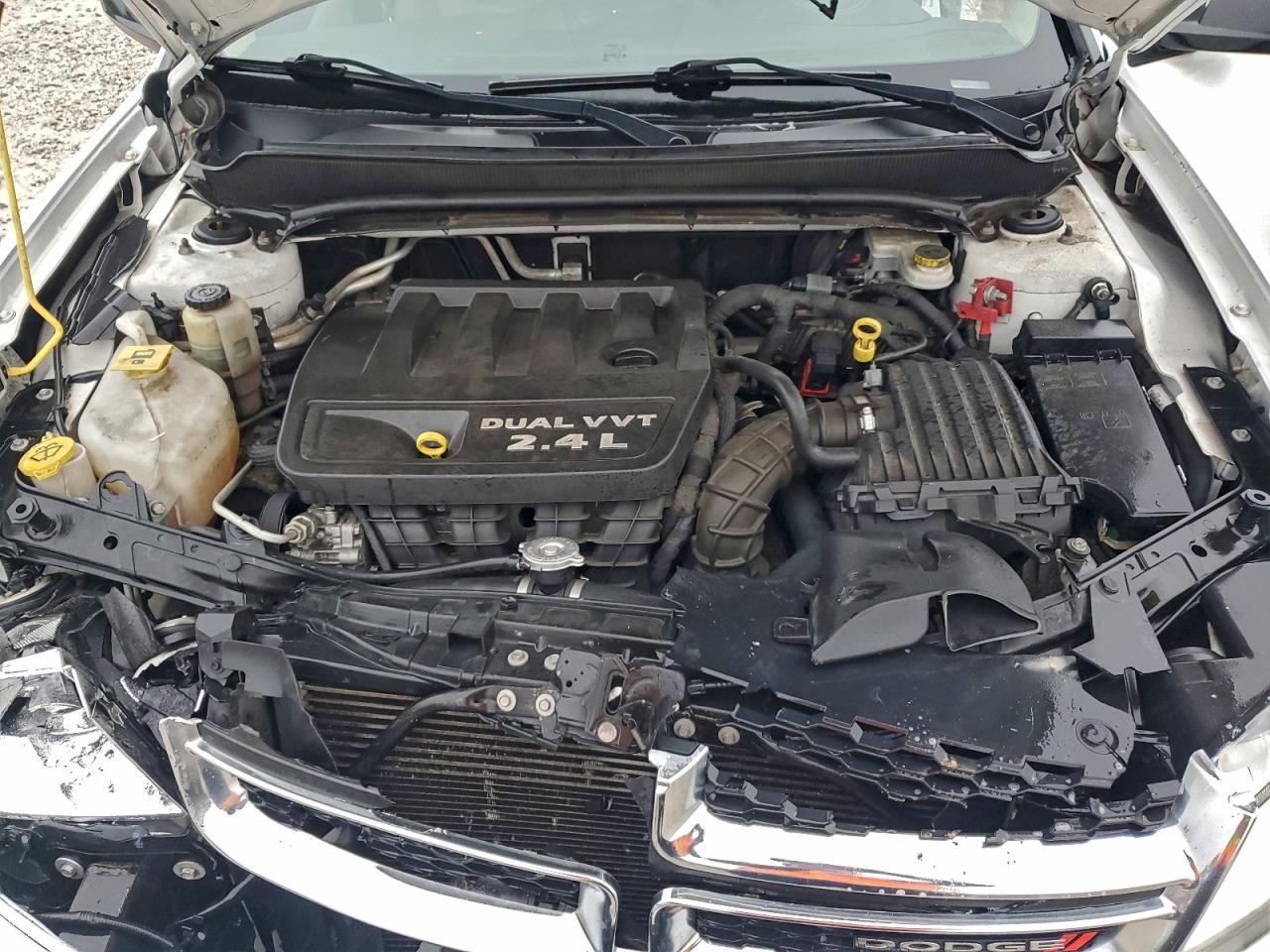 2014 DODGE AVENGER SE photo 21