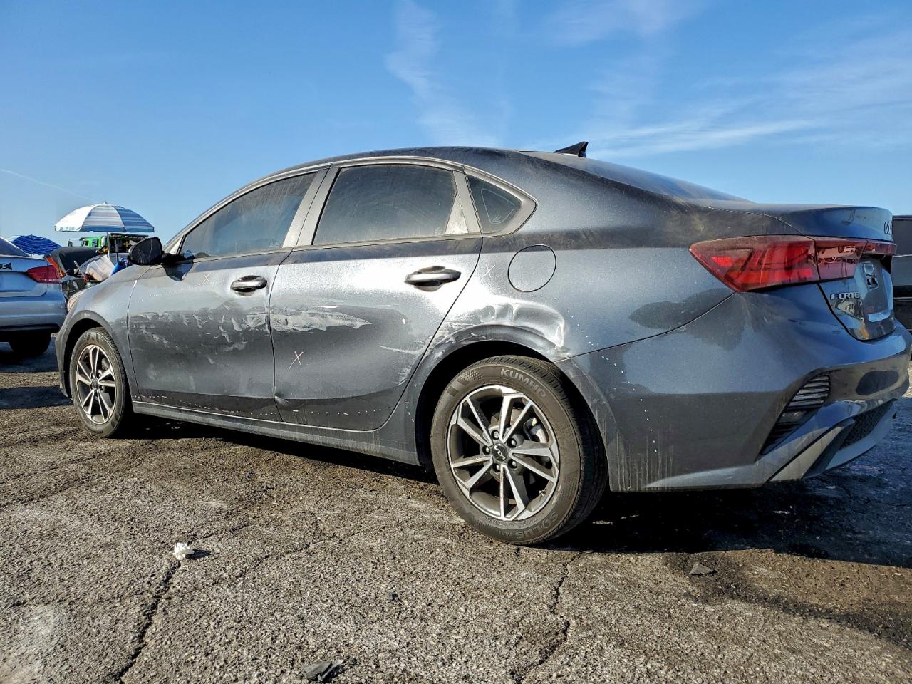 2023 KIA FORTE LXS photo 3