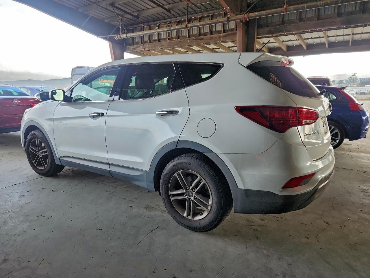 2018 HYUNDAI SANTA FE SPORT photo 4