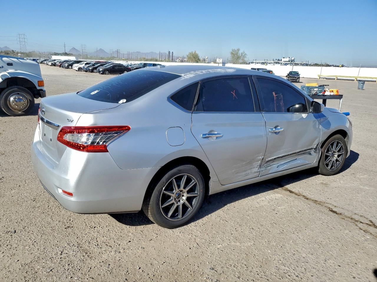 2015 NISSAN SENTRA S photo 5