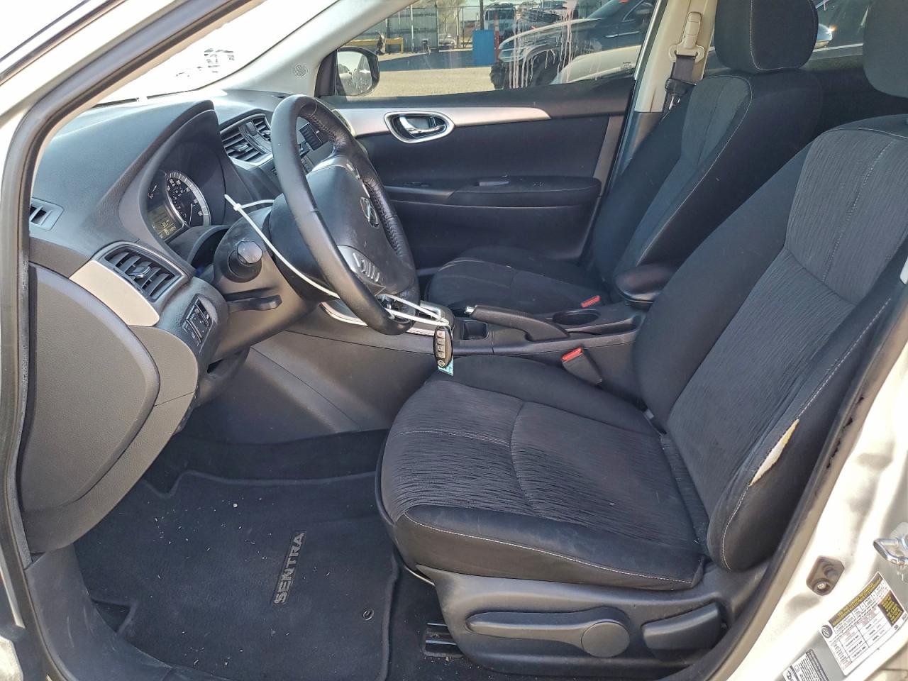 2015 NISSAN SENTRA S photo 13