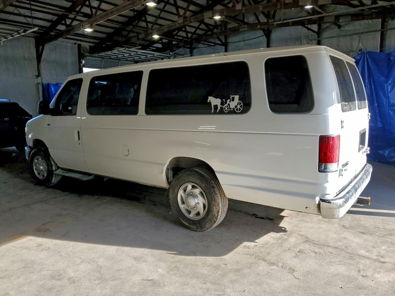 2010 FORD ECONOLINE E350 SUPER DUTY WAGON photo 4