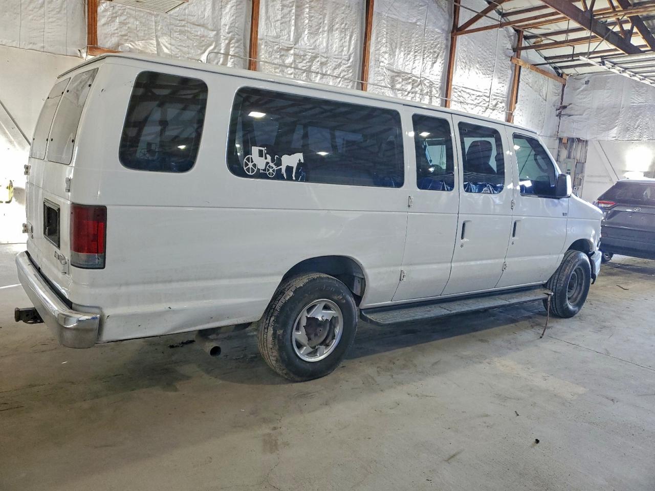 2010 FORD ECONOLINE E350 SUPER DUTY WAGON photo 7