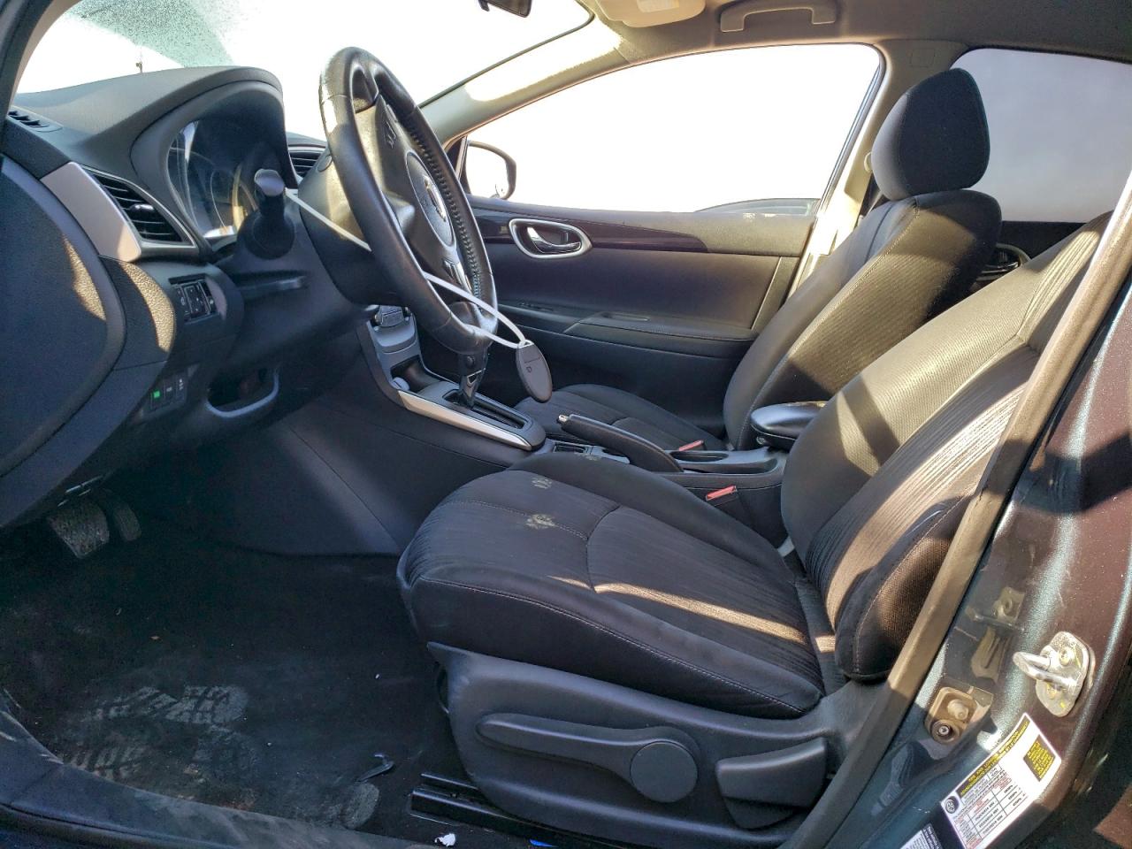 2016 NISSAN SENTRA S photo 13