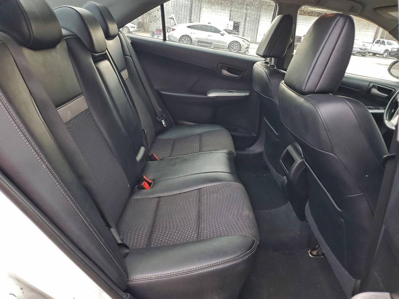 2014 TOYOTA CAMRY L photo 19