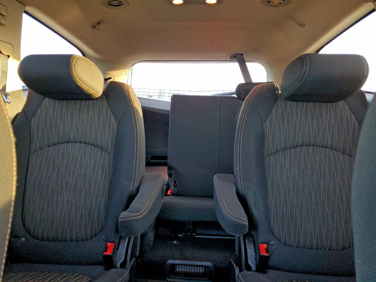 2014 CHEVROLET TRAVERSE LT photo 10