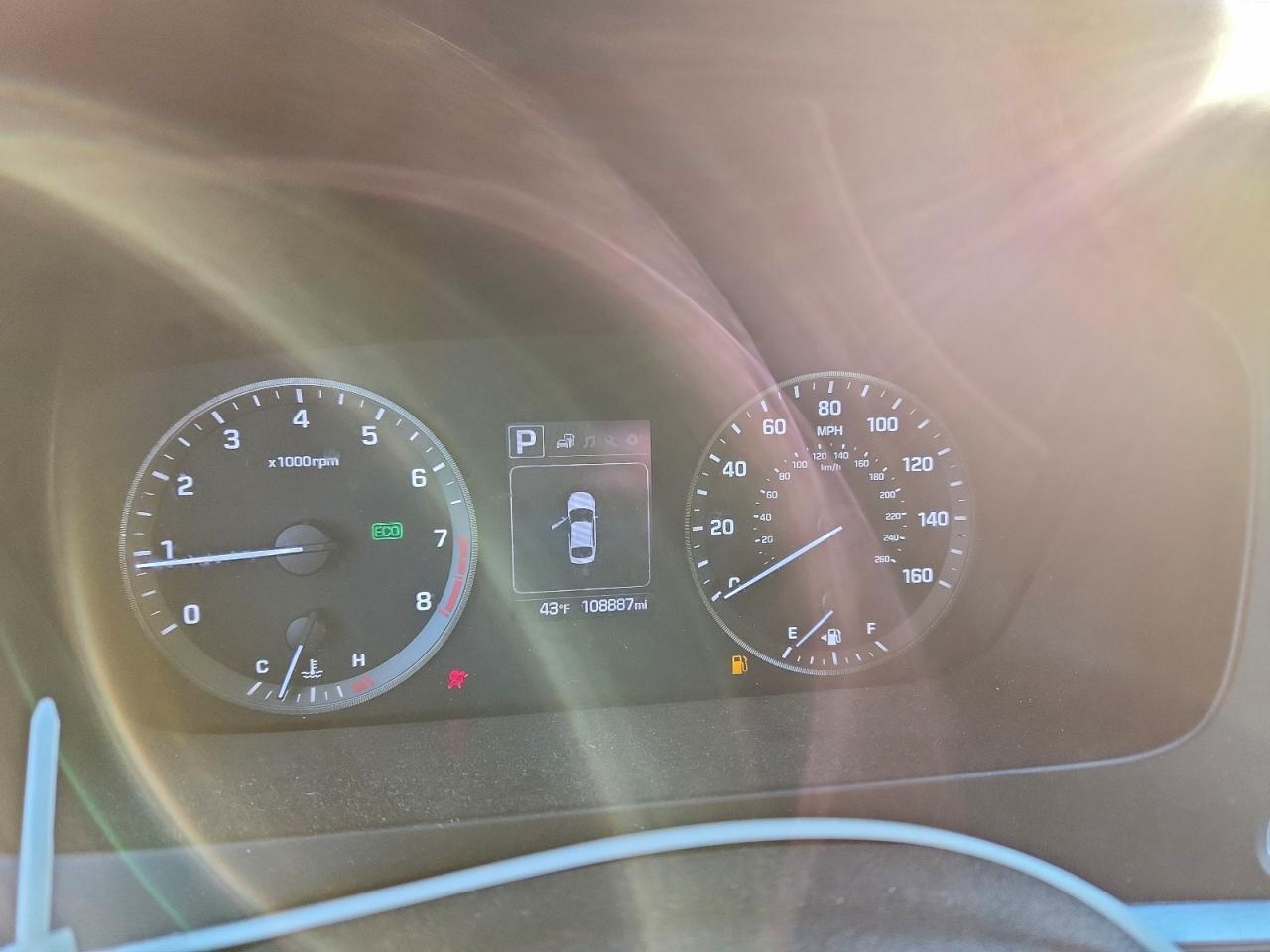 2016 HYUNDAI SONATA SPORT photo 9