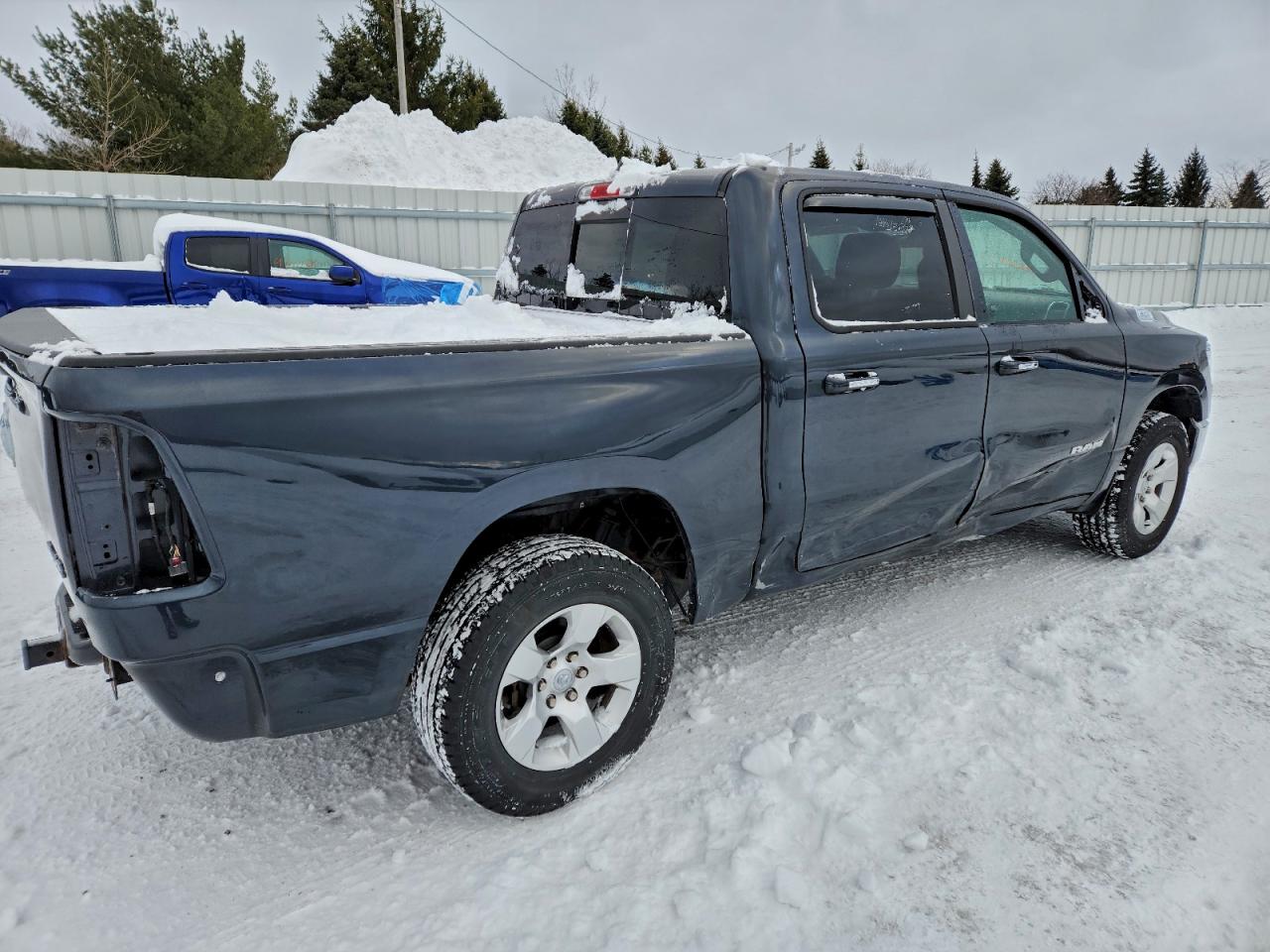 2019 RAM 1500 BIG HORN/LONE STAR photo 3