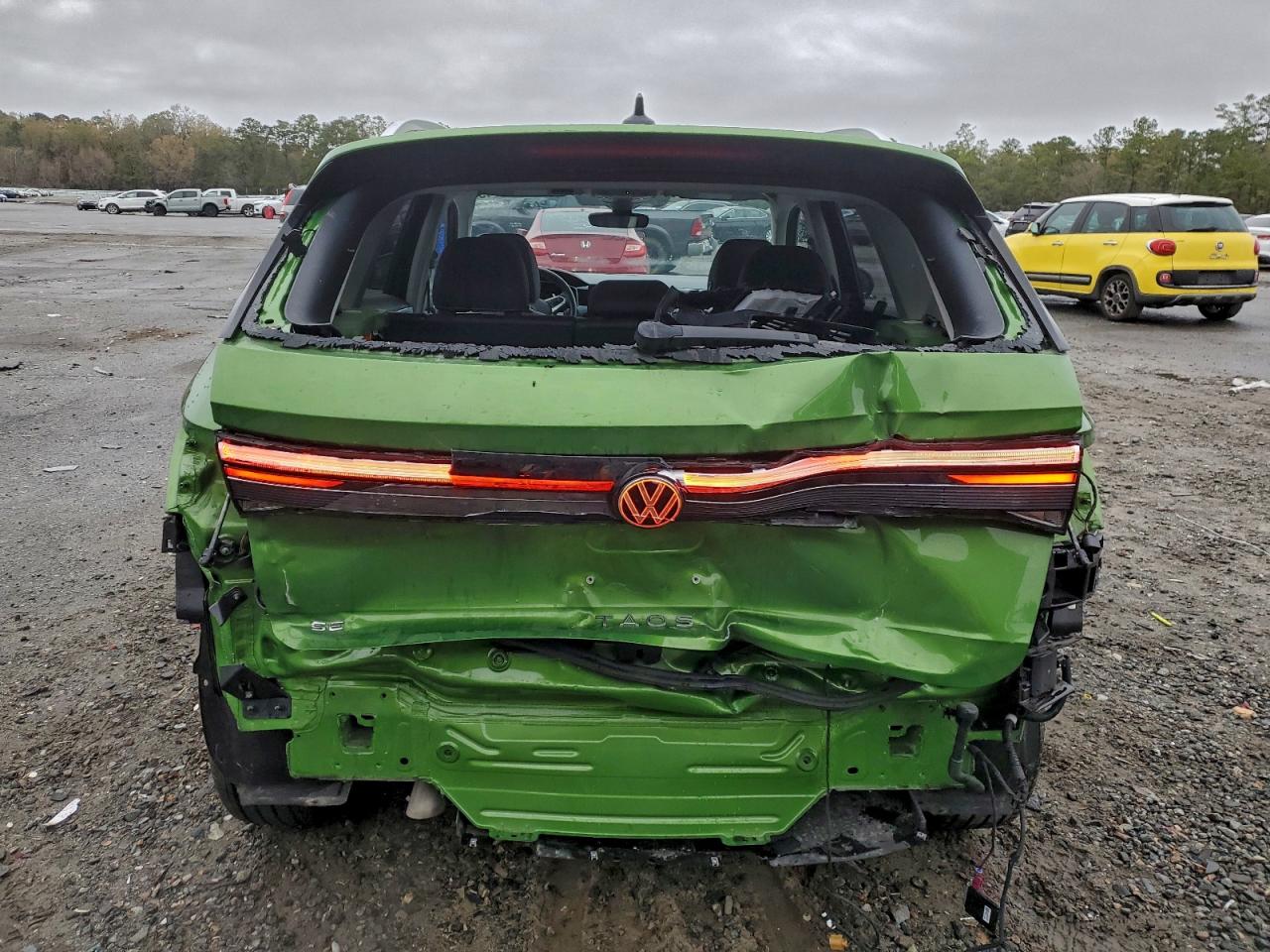 2025 VOLKSWAGEN TAOS SE photo 6
