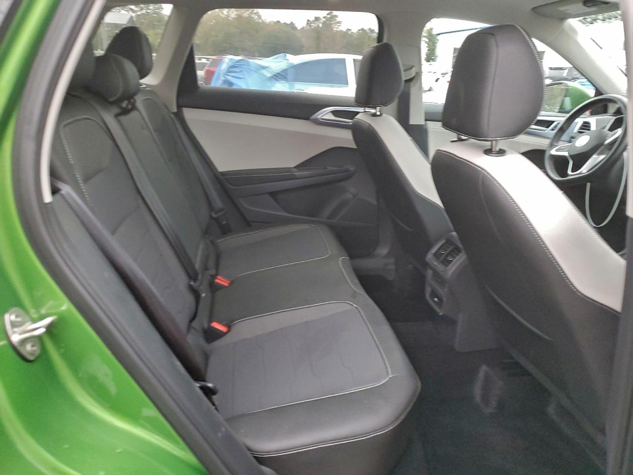 2025 VOLKSWAGEN TAOS SE photo 11