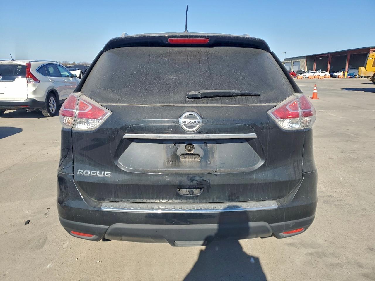 2016 NISSAN ROGUE S photo 6