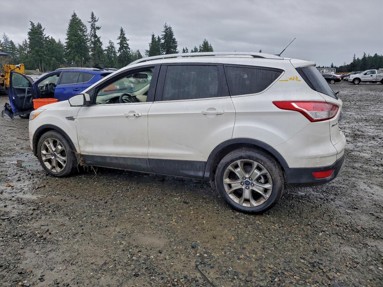 2015 FORD ESCAPE TITANIUM photo 2