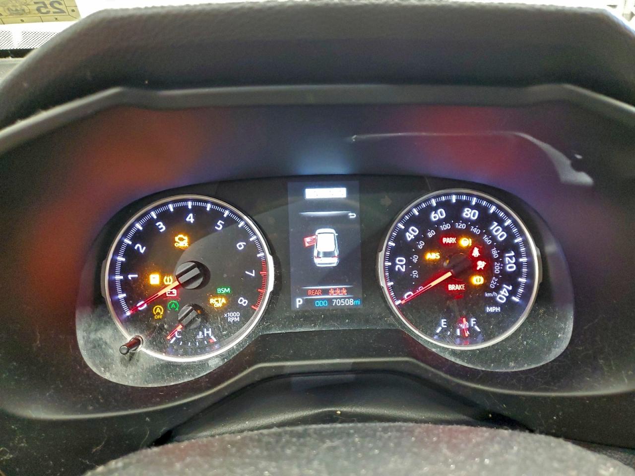 2022 TOYOTA RAV4 XLE photo 9